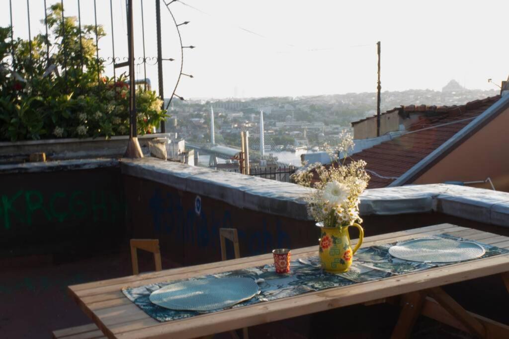 Sincere Istanbul Experience In Galata Area. Istambul Exterior foto